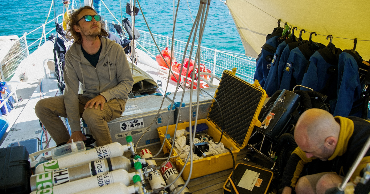 SAFEGUARDING YOUR GEAR : COMBATTING CORROSION IN MARINE ENVIRONMENTS